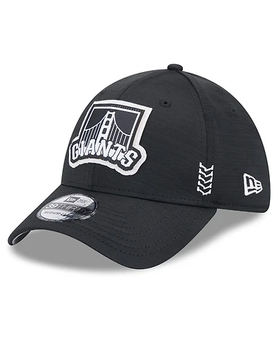 Men's New Era Black San Francisco Giants 2024 Clubhouse 39THIRTY Flex Fit Hat