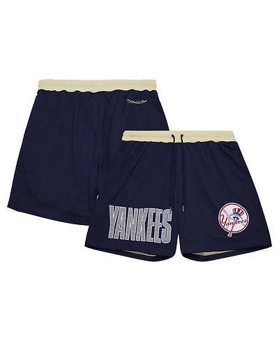 Men's Mitchell & Ness Navy New York Yankees Og 2.0 Fashion Shorts