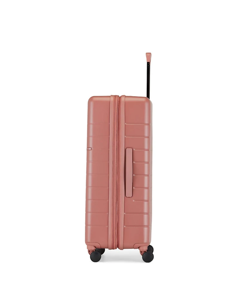 Bugatti Munich 28" Upright Luggage