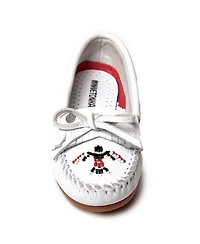 Minnetonka Women's Thunderbird "Animikii" Moccasins