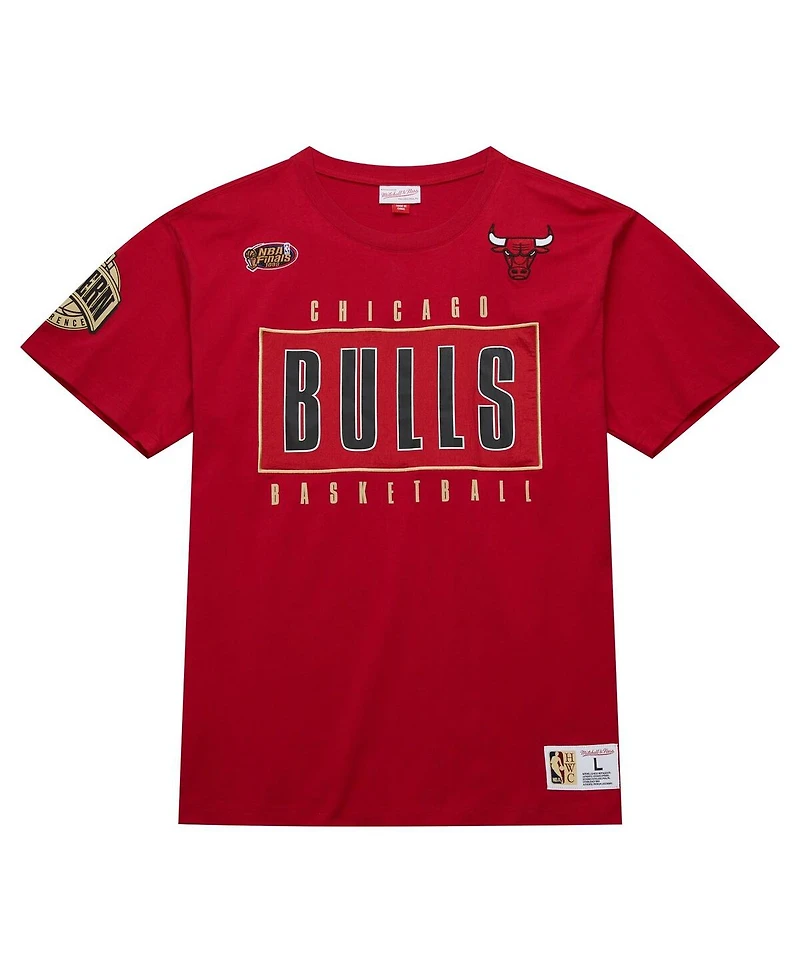 Men's Mitchell & Ness Red Distressed Chicago Bulls Hardwood Classics Team Og 2.0 Premium Vintage-Like Logo T-shirt