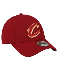 Men's New Era Wine Cleveland Cavaliers The League 9FORTY Adjustable Hat