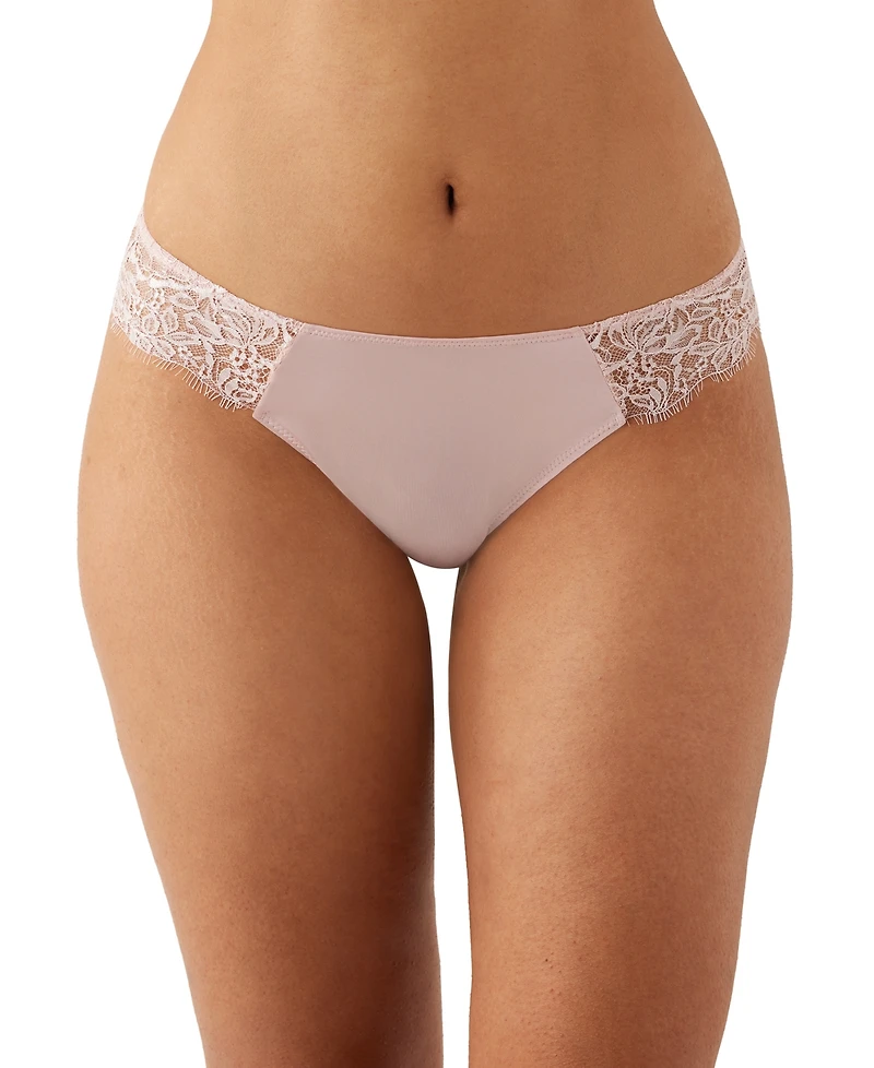 b.tempt'd by Wacoal Women's It's On Thong Underwear 972296