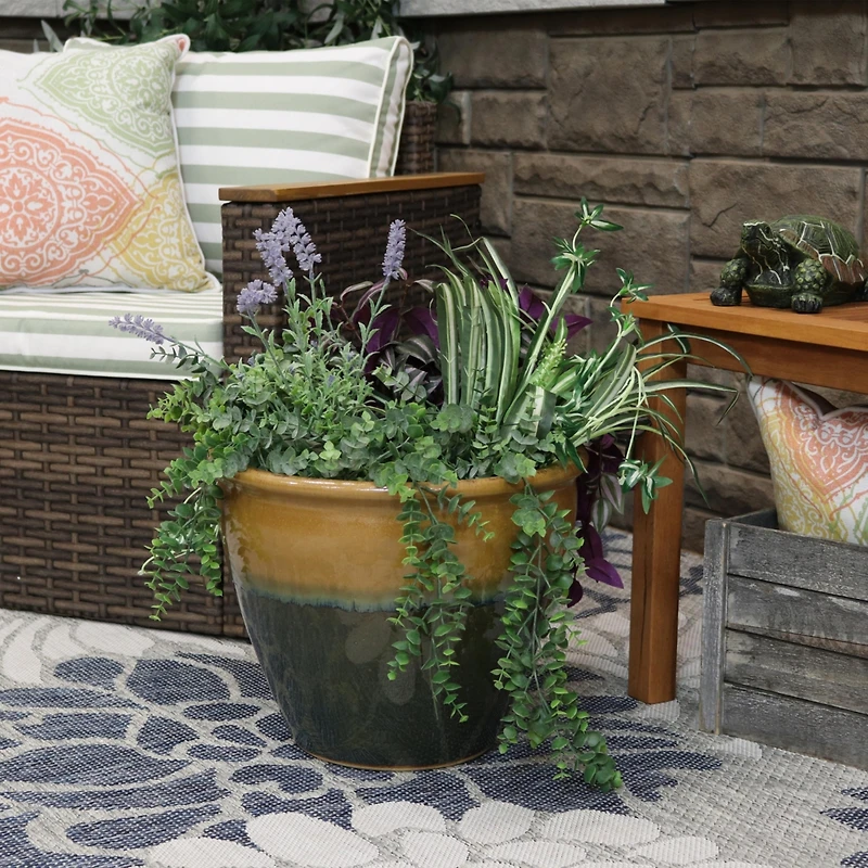 Chalet Outdoor/Indoor High-Fired Glazed Uv- and Frost-Resistant Ceramic Planter with Drainage Holes