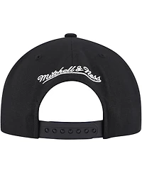 Mitchell Ness Men's Black Toronto Maple Leafs Core Team Script 2.0 Snapback Hat