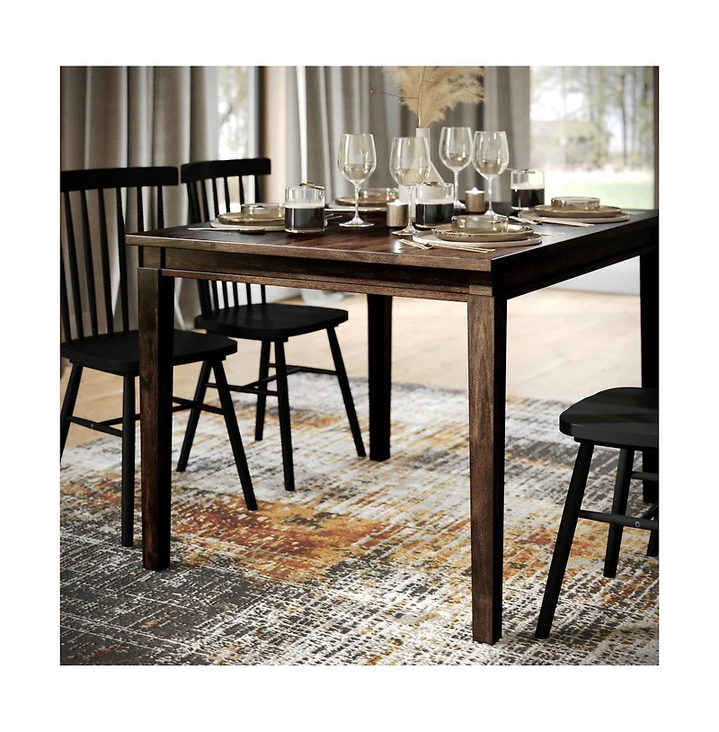 Merrick Lane Hayden Wooden Dining Table With Tapered Legs