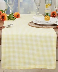Saro Lifestyle Traditional Gingham Table Runner, 16"x72"