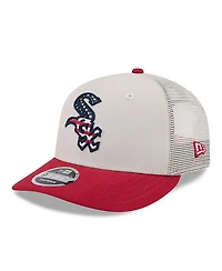 New Era Men's Red Chicago White Sox 2024 Fourth of July Trucker Low Profile 9FIFTY Snapback Hat