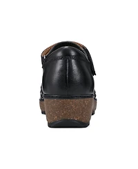Earth Women's Kalece Leather Stitched Mary Jane Flats