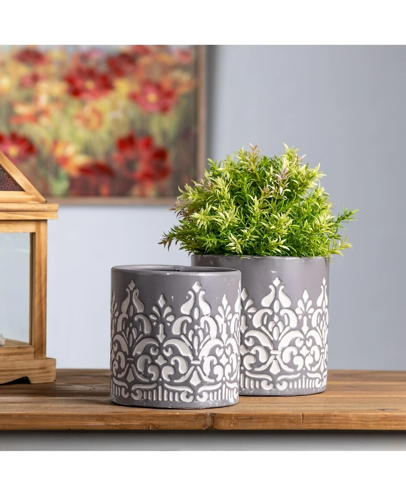 Slickblue Set of 2 Ornate Metal Planters for Elegant Indoor and Outdoor Decor