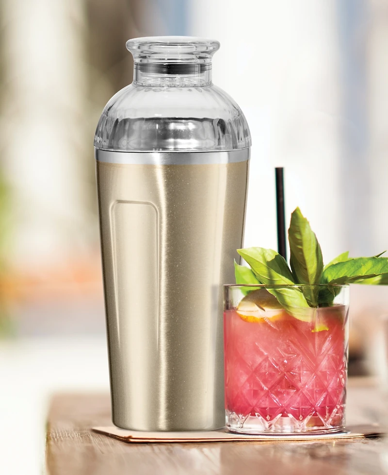 Oggi Groove 17oz. Double Wall Vacuum Insulated Stainless Steel Cocktail Shaker
