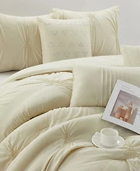 Stratford Park Nargiz Pintuck 7-Pc. Comforter Set, California King