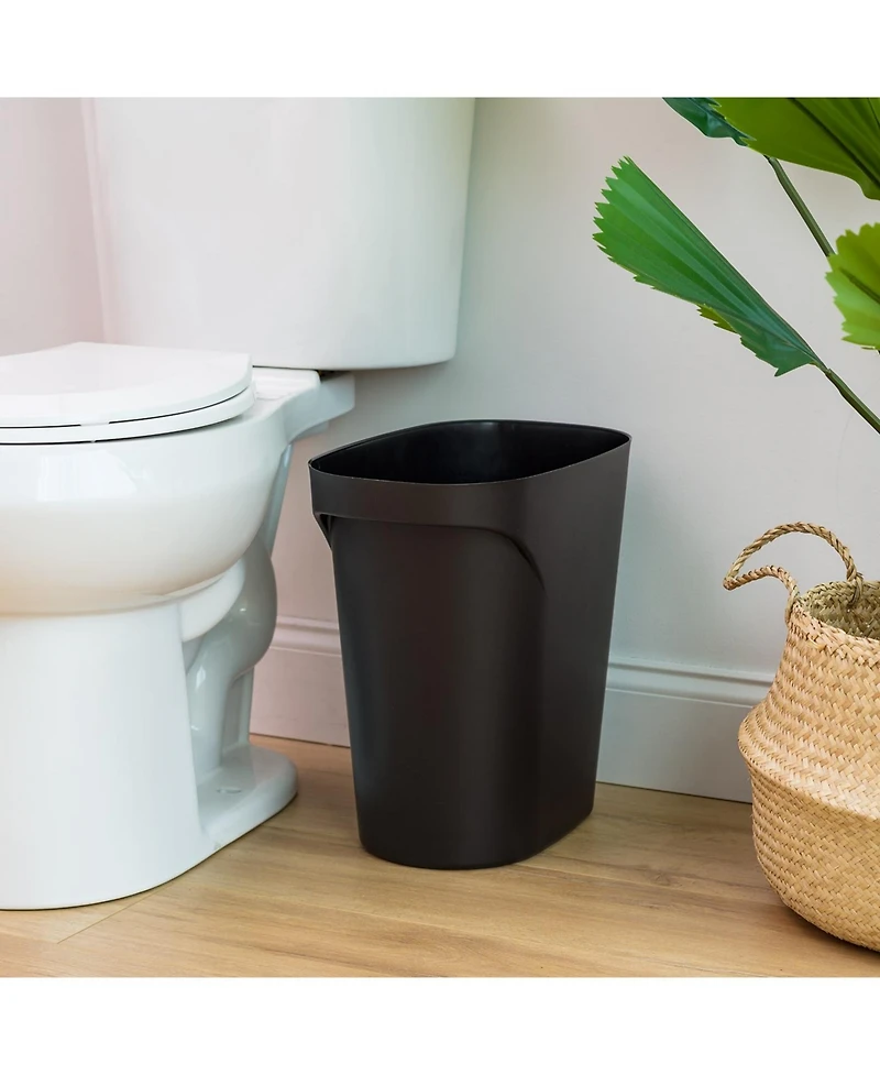 Iris Usa 6 Gallon / 24 Quart Plastic Wastebasket Trash Cans for Home, Office, Bedroom, Bathroom, Made with Recycled Materials, Black, 2-Pack
