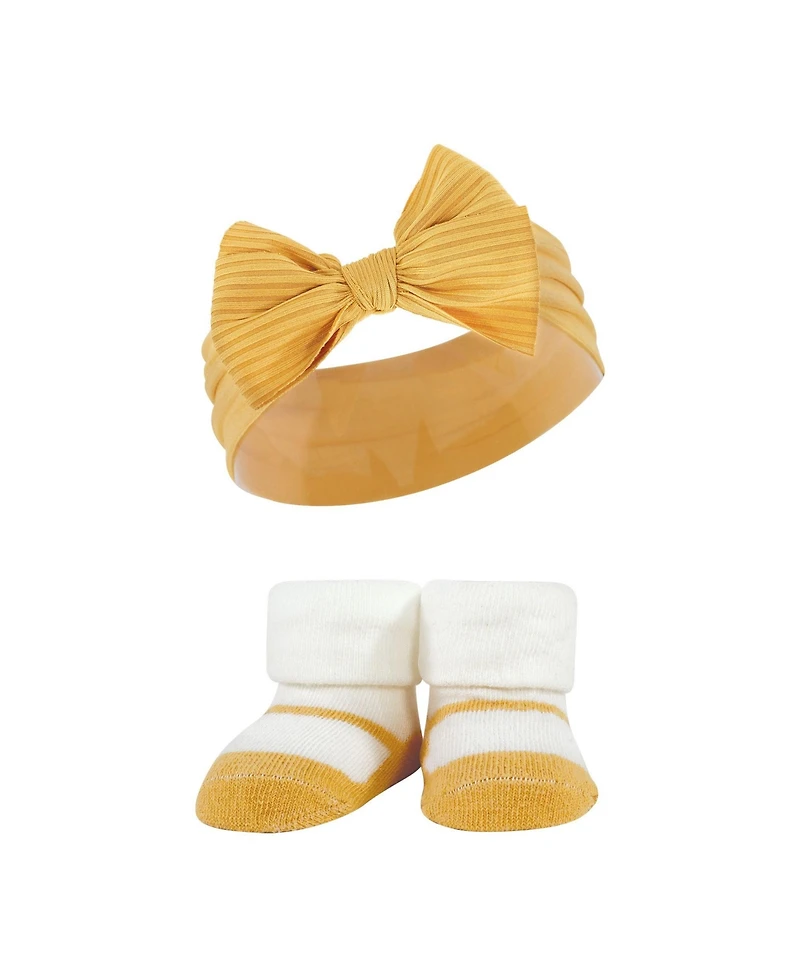 Hudson Baby Girls Delightful Duo Gift Headband and Socks