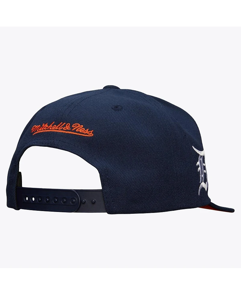 Mitchell & Ness Men's Navy Detroit Tigers Team Tagged Snapback Hat