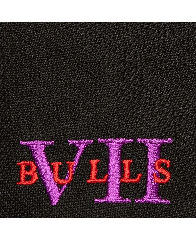 Mitchell & Ness Men's White/Purple Chicago Bulls Core Snapback Hat