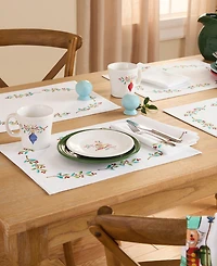 Fiesta Holly Sprig Holiday Border Napkin 19" x 19", Set of 4