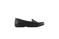 Marc Joseph New York Womens Lake Road Comfort Slip on Leather Loafer