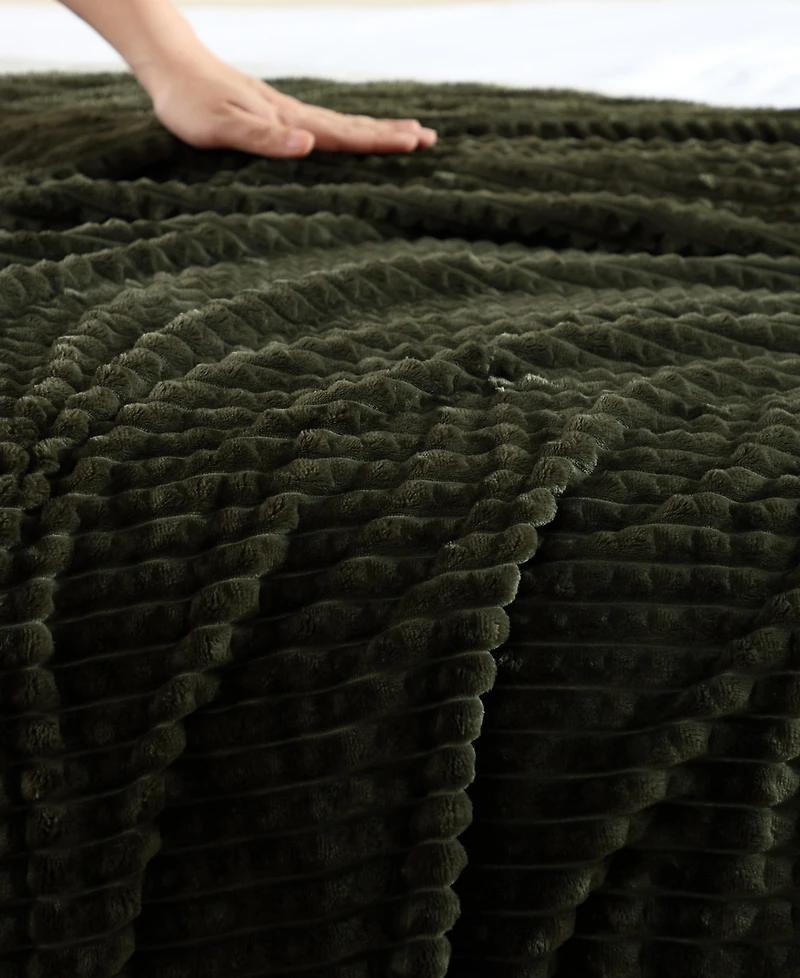 Kenneth Cole New York Solid Textured Jacquard Plush Throw, 60" X 50"