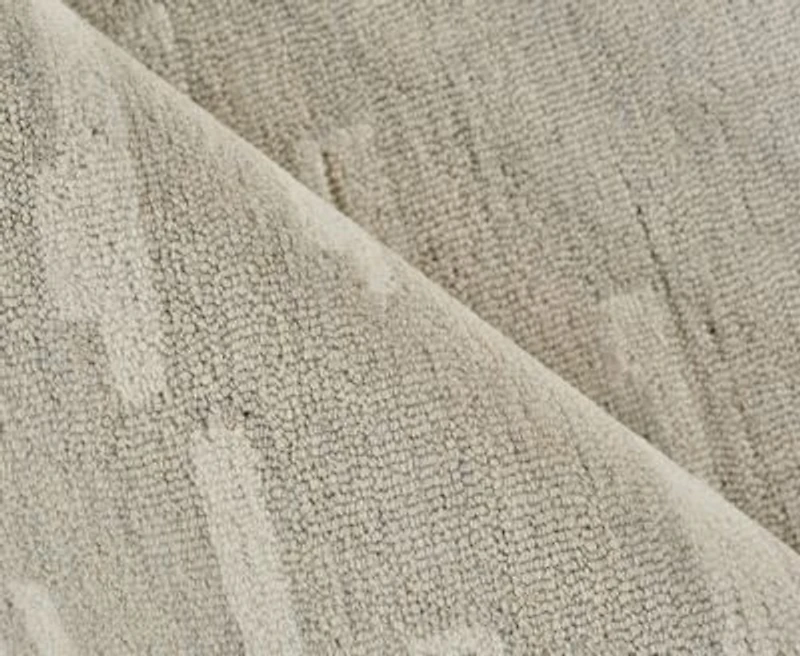 Exquisite Rugs Carmel 6860 Rug Collection