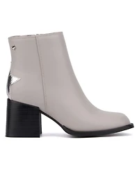 Olivia Miller Women's Star Ankle Boots