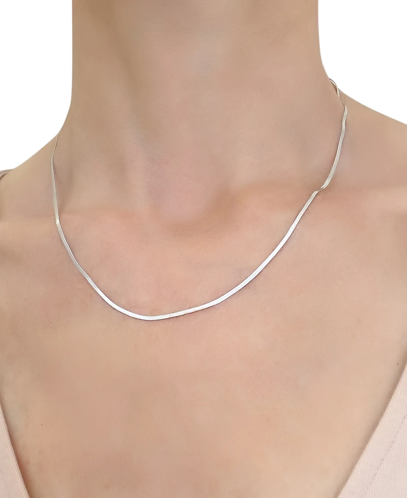 18" Flat Herringbone Chain Necklace (1-1/4mm) in 14k White Gold