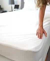 Cleanbrands Fitted Waterproof Mattress Protector