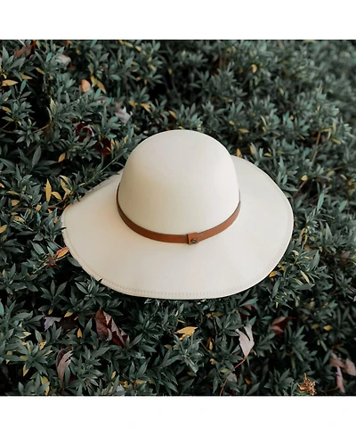 Kanut Sports Womens Porter Faux Leather Band Brimmed Hat