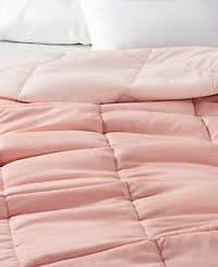 Arch Studio Microfiber Down Alternative Comforter