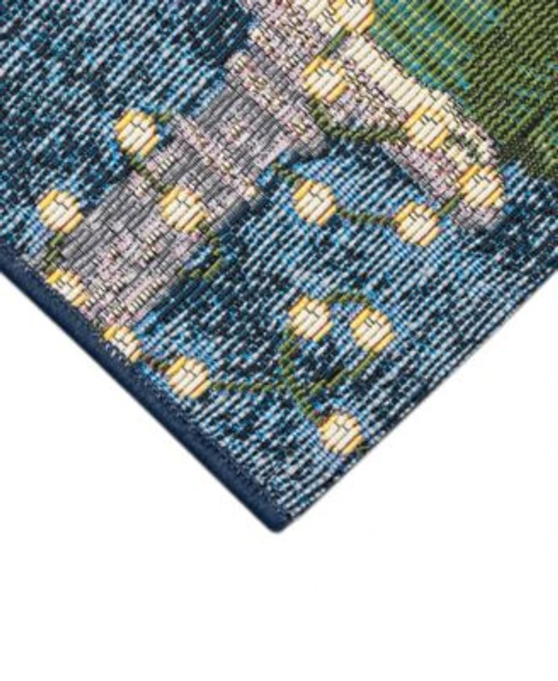 Liora Manne Esencia Birdhouse Holiday Rug Collection