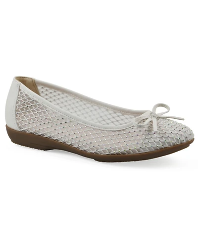 Cliffs by White Mountain Women's Carlicia Round Toe Ballet Flats