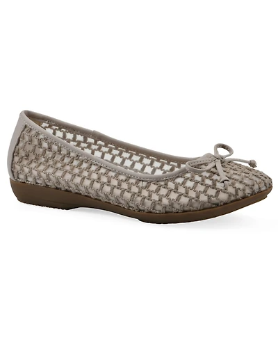 Cliffs by White Mountain Women's Chelcy Round Toe Ballet Flats