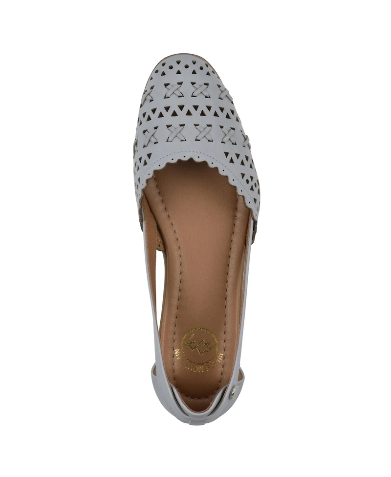 White Mountain Women's Nobler Pointed Toe Flats