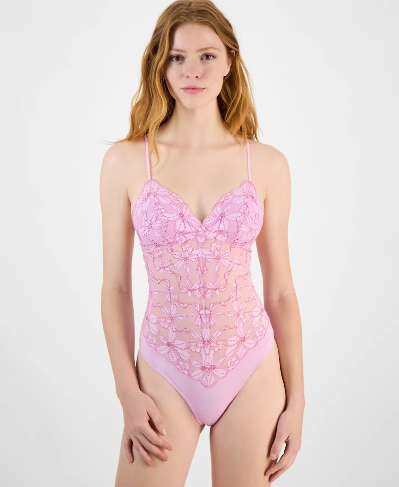 b.tempt'd by Wacoal Women's Feeling Famous Thong Bodysuit 936209