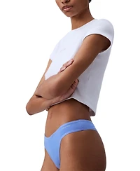 Calvin Klein Women's Ideal Cotton Thong Underwear QD5124