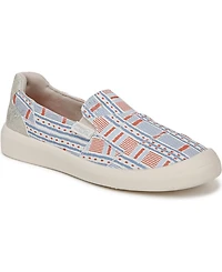 Blowfish Malibu Women's Beachfront Round Toe Slip On Sneakers