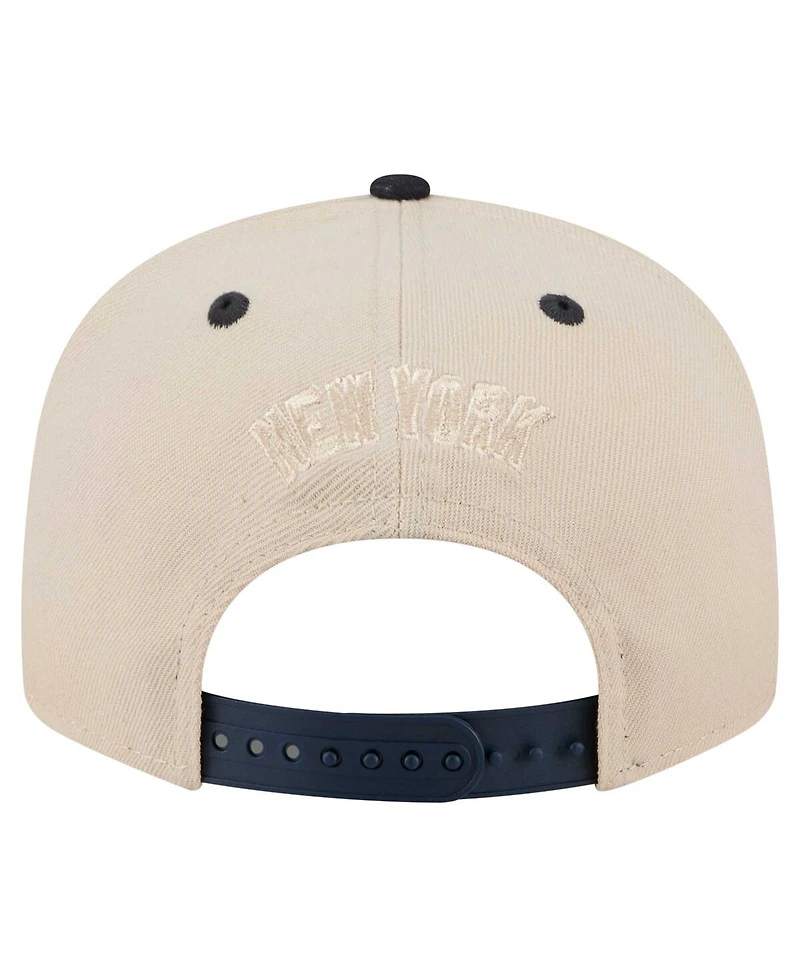 New Era Men's Cream/Black New York Yankees Team Art 9FIFTY Snapback Hat