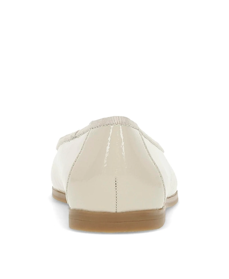 Baretraps Women's Tania Casual Flats