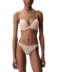 Calvin Klein Women's Sensual Stretch Lace Lift Demi Bra QF8122
