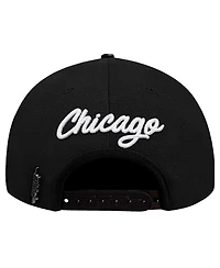 Pro Standard Men's Black Chicago Bulls Paint the City Pinch Front Snapback Hat