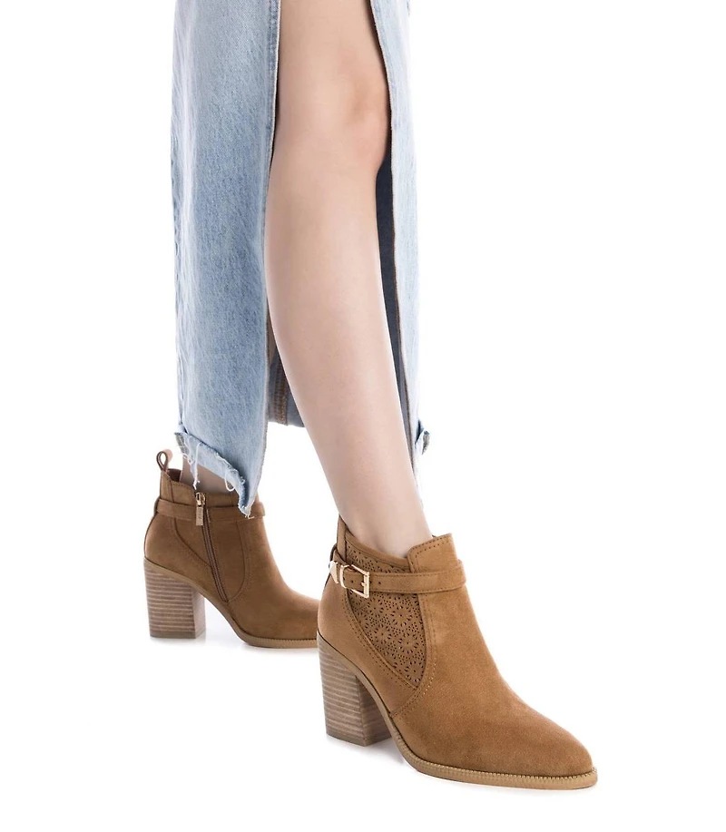Women's Suede Ankle Booties By Xti