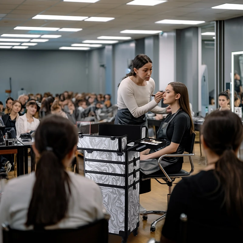 Byootique Rolling Makeup Train Case 4in1 Cosmetic