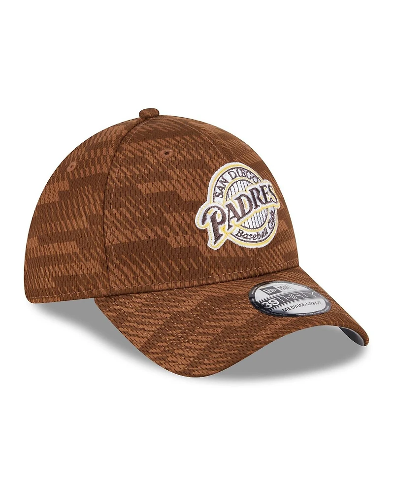New Era Men's Brown San Diego Padres 2025 Mlb Clubhouse 39THIRTY Flex Hat