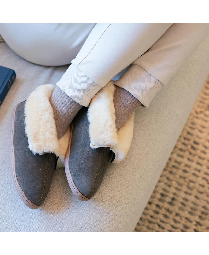 Minnetonka Women's Sheepskin Ankle Boot Slippers