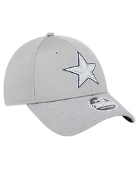 New Era Men's Gray Dallas Cowboys Pivot 9FORTY Adjustable Hat