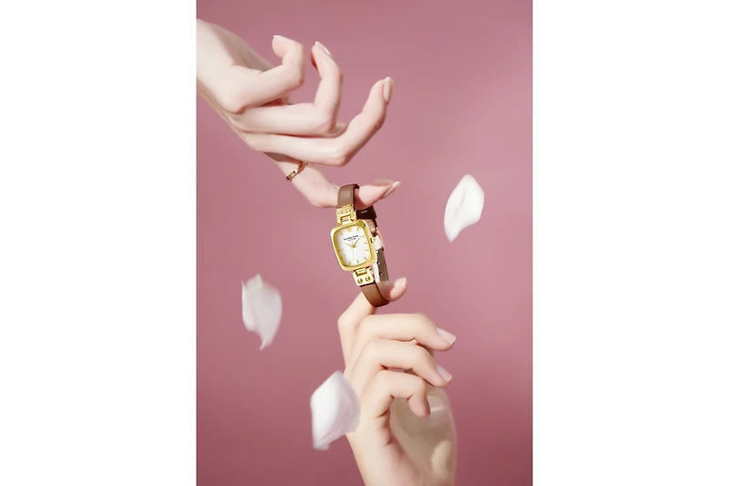 Women's Watch 22×26mm Rectangle Mother-of-pearl or Brushed Sunburst Dial Victoria Hyde