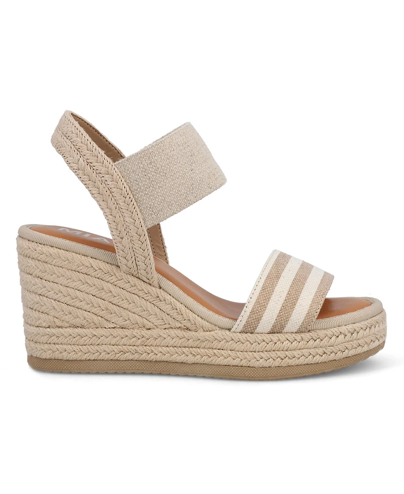 Mia Women's Brittni Round Toe Wedge Sandals