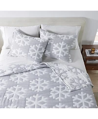 Winter-Themed Snowflake Matelasse Quilt Set with Shams