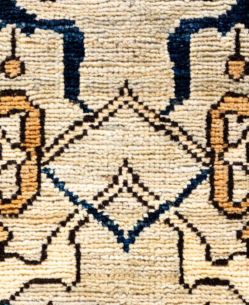 Adorn Hand Woven Rugs Serapi M1945 3'1''x5'1'' Area Rug