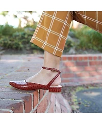 Alterre Women's Clay Croc Marilyn Customizable Point Slides